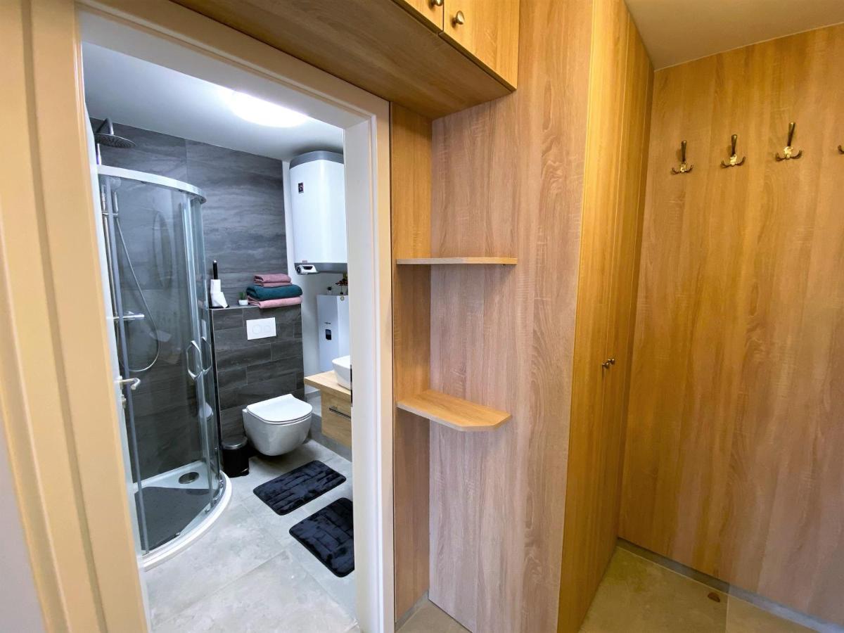 Miky Apartman Klinovec View โลชนา โปด กลิโนฟเซม ภายนอก รูปภาพ