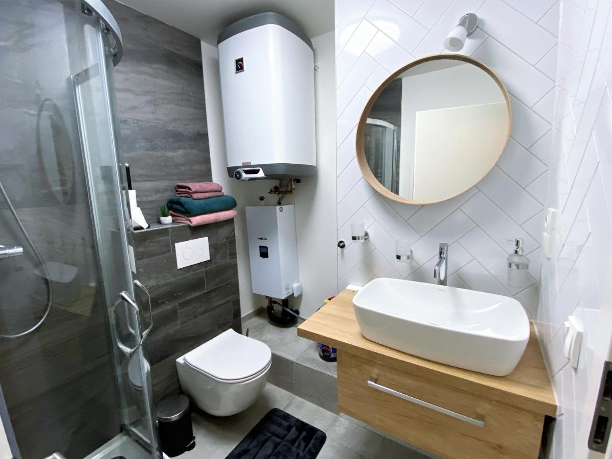 Miky Apartman Klinovec View โลชนา โปด กลิโนฟเซม ภายนอก รูปภาพ